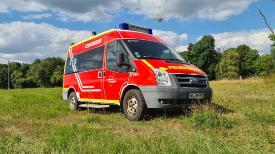 MTW mit Kontur- u. Heckwarnmarkierung